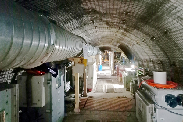 1683168198422349.jpg TBM主机_副本.jpg