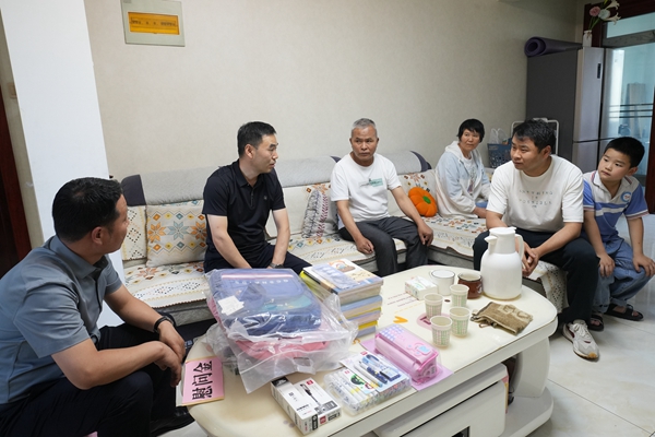 DSC05183_.jpg