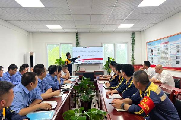 1782376920179620.jpg 警示教育_副本.jpg